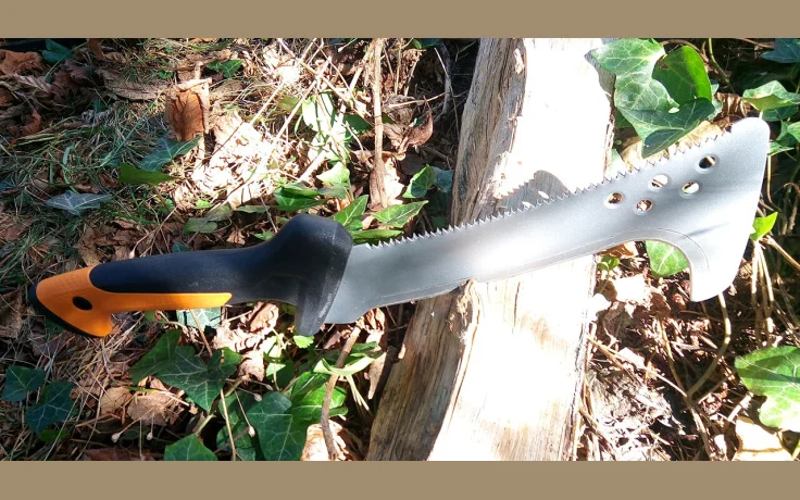 Navaja vs Machete para Bushcraft: &iquest;Cu&aacute;l Elegir y Cu&aacute;ndo? - imagen ilustrativa